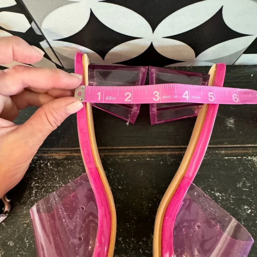 NWOT pink plastic midi square heels! 🩷FUN & FABULOUS 🩷see pic for more info!